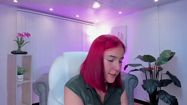 kendaall jenner  online show from February 13, 5:16 am