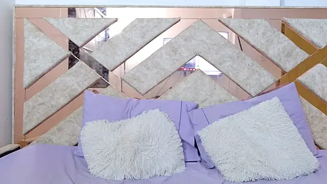 Snapshot of _miss_khloe chatting on November 29, 6:55 pm miss khloe online show from November 29, 6:55 pm