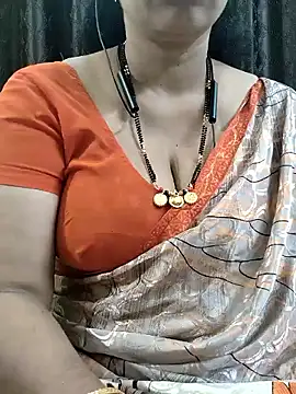 bhuvana555 online show from December 21, 4:58 pm