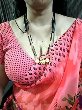 Snapshot of bhuvana555 chatting on May 11, 2:56 pm bhuvana555 online show from May 11, 2:56 pm