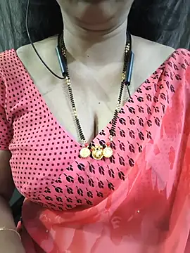 Snapshot of bhuvana555 chatting on May 16, 5:15 am bhuvana555 online show from May 16, 5:15 am