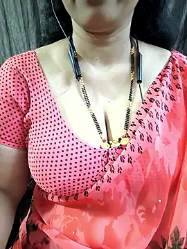 Snapshot of bhuvana555 chatting on May 16, 5:01 pm bhuvana555 online show from May 16, 5:01 pm