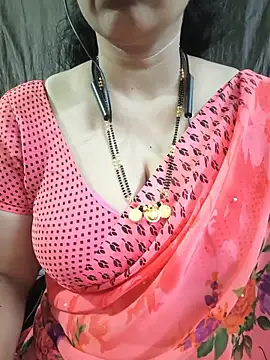 Snapshot of bhuvana555 chatting on June 6, 5:50 pm bhuvana555 online show from June 6, 5:50 pm