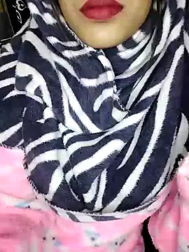 Sreya213 online show from December 22, 4:38 pm