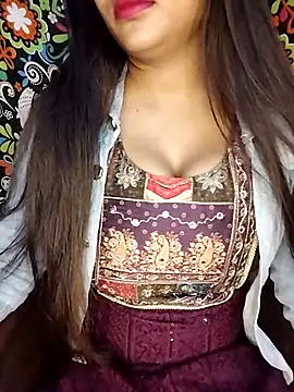 Sreya213 online show from February 13, 4:47 pm