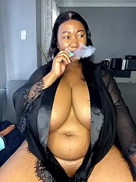 MayaPassion online show from January 17, 5:45 am