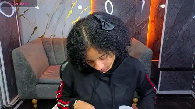 Violeth b online show from November 8, 12:49 pm