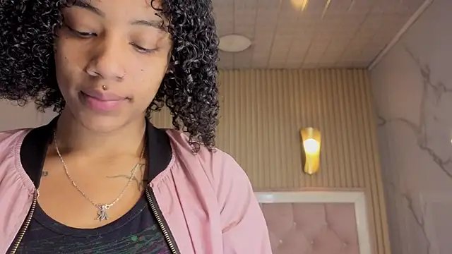 Violeth b online show from December 18, 12:44 pm