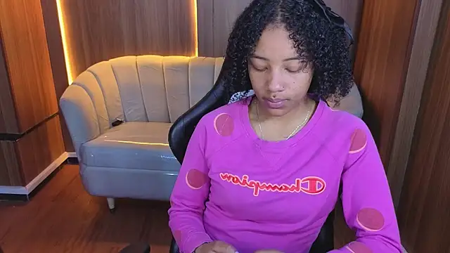 Violeth b online show from February 16, 12:34 pm