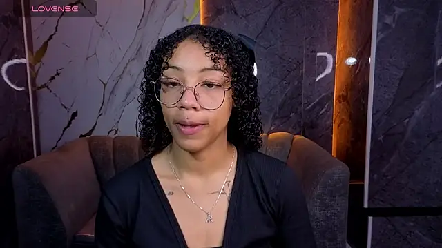 Violeth b online show from March 17, 12:41 pm