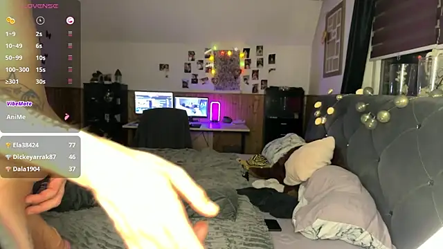 Snapshot of elina_may chatting on February 19, 5:38 pm elina may online show from February 19, 5:38 pm