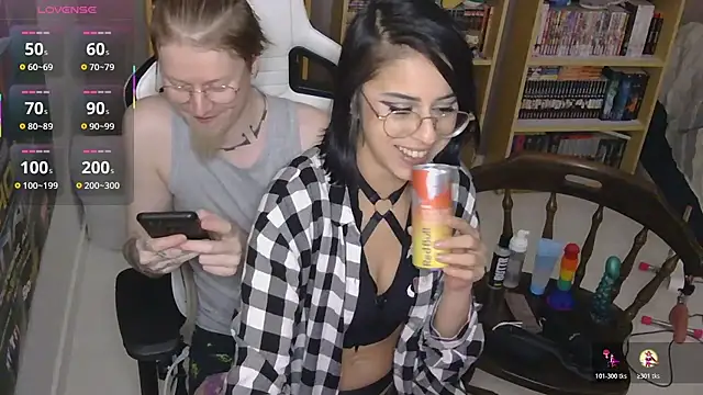 Snapshot of LisandreLaVenale chatting on November 26, 9:49 pm LisandreLaVenale online show from November 26, 9:49 pm