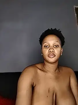 Snapshot of Sego_TeeTee chatting on May 16, 10:12 am Sego TeeTee online show from May 16, 10:12 am