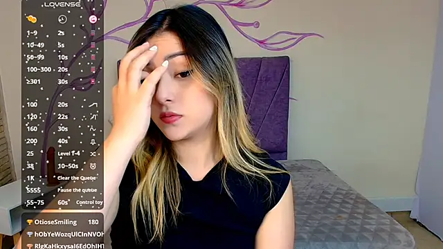 DahliaMoore online show from December 22, 6:39 am