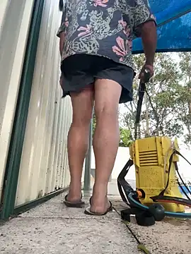 ausbod online show from December 24, 8:55 am