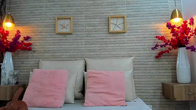 IssabellaLopez online show from October 27, 12:09 pm