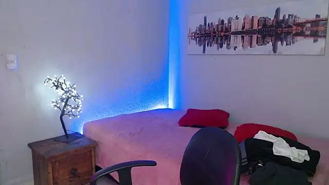 Jeam hot online show from December 5, 12:52 am