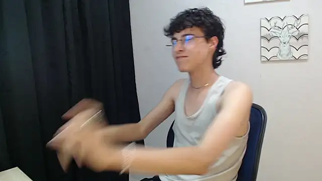 Jeam hot online show from December 27, 9:54 pm