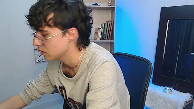 Jeam hot online show from January 7, 9:03 pm