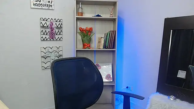 Jeam hot online show from January 10, 9:31 pm