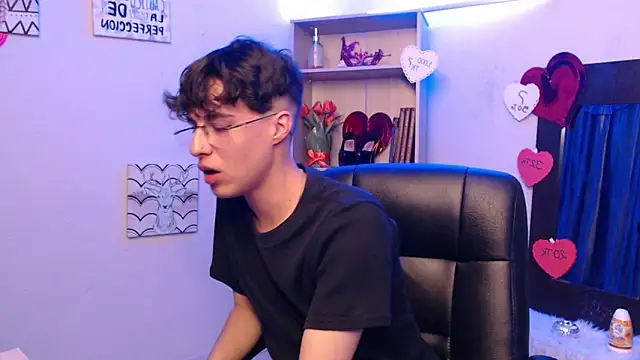 Jeam hot online show from March 13, 9:26 pm