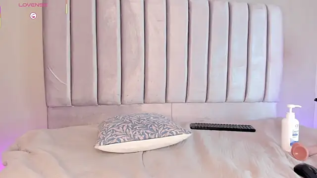 nastyalvanova online show from February 16, 5:26 am