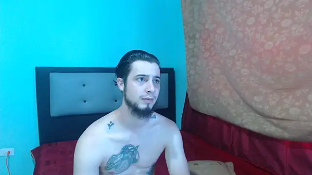 Snapshot of kalipso_n-jones chatting on March 11, 3:23 pm kalipso n-jones online show from March 11, 3:23 pm