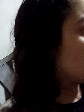 Snapshot of lucylovles chatting on January 16, 4:38 am lucylovles online show from January 16, 4:38 am