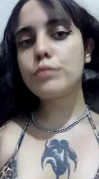 Snapshot of lucylovles chatting on February 21, 4:40 am lucylovles online show from February 21, 4:40 am