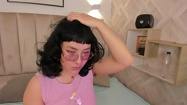 Haru Bonny online show from January 9, 7:26 pm