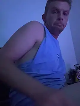 Snapshot of aus_guy93 chatting on October 31, 5:58 pm aus guy93 online show from October 31, 5:58 pm