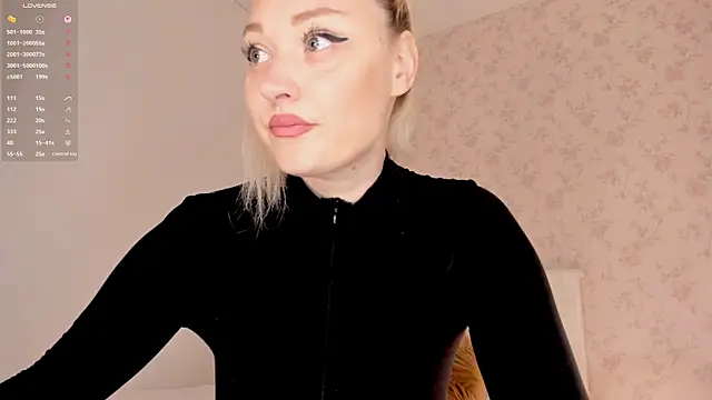 Snapshot of Allena_moan chatting on July 20, 10:18 am Allena moan online show from July 20, 10:18 am