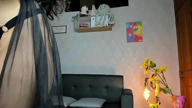 Snapshot of Alaia_Love77 chatting on May 8, 10:59 pm Alaia Love77 online show from May 8, 10:59 pm