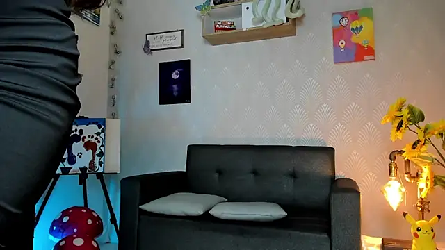 Snapshot of Alaia_Love77 chatting on May 15, 8:16 pm Alaia Love77 online show from May 15, 8:16 pm