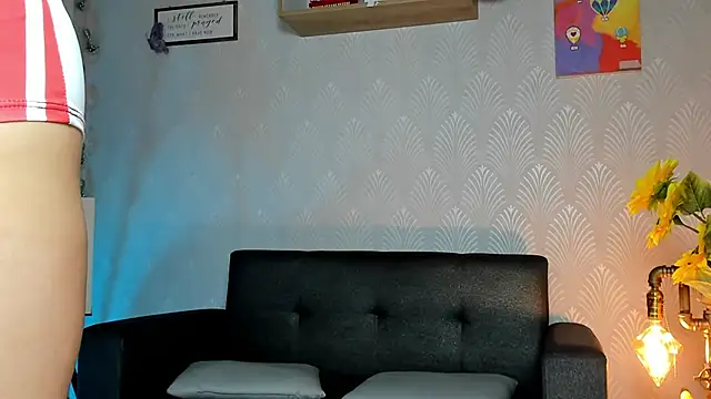Snapshot of Alaia_Love77 chatting on June 11, 8:18 pm Alaia Love77 online show from June 11, 8:18 pm