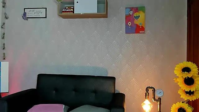 Snapshot of Alaia_Love77 chatting on July 9, 4:33 pm Alaia Love77 online show from July 9, 4:33 pm