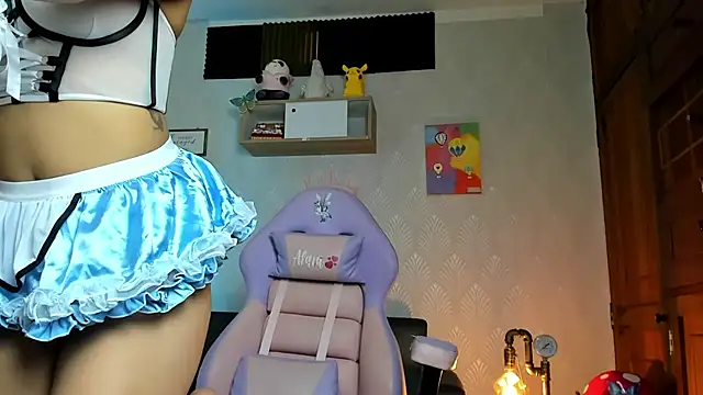Snapshot of Alaia_Love77 chatting on July 28, 9:58 pm Alaia Love77 online show from July 28, 9:58 pm