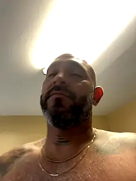 tylergigo online show from October 24, 12:45 pm