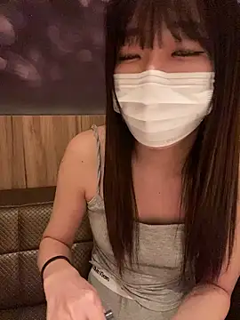 Snapshot of pantumieteruyo chatting on February 21, 2:18 pm pantumieteruyo online show from February 21, 2:18 pm