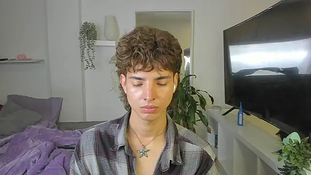 santy-kitty online show from November 11, 4:01 am