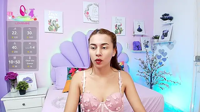 HannaPretthy online show from September 9, 11:43 am