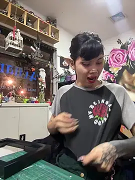 EemaHaruki online show from December 10, 2:05 am