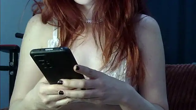 Snapshot of DiamondAssCeyda chatting on December 25, 10:27 pm DiamondAssCeyda online show from December 25, 10:27 pm