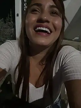 perlita05 online show from March 21, 1:56 am