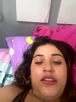 perlita05 online show from December 5, 8:16 pm