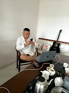 ShaoZian 1 online show from November 5, 5:18 am