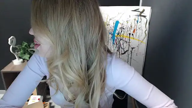 Your Jessy online show from April 30, 1:17 pm