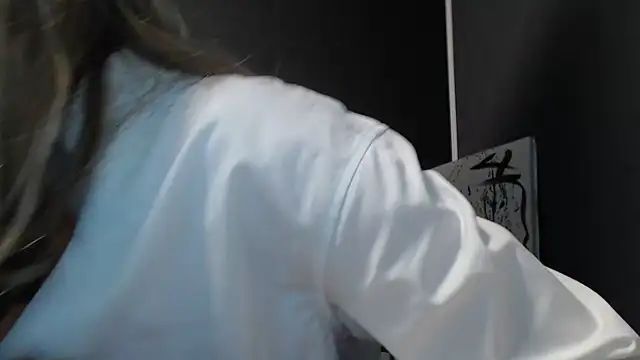 Snapshot of Your_Jessy chatting on May 26, 12:12 pm Your Jessy online show from May 26, 12:12 pm