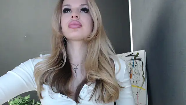 Snapshot of Your_Jessy chatting on May 28, 4:15 pm Your Jessy online show from May 28, 4:15 pm