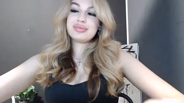 Snapshot of Your_Jessy chatting on June 7, 12:09 pm Your Jessy online show from June 7, 12:09 pm